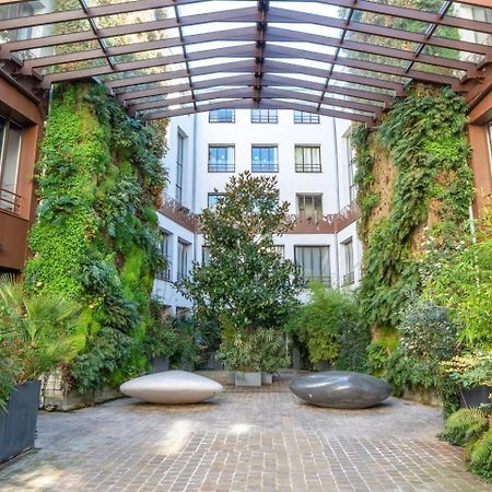 Guestready - Artist Loft With A Vertical Garden Paris Eksteriør bilde